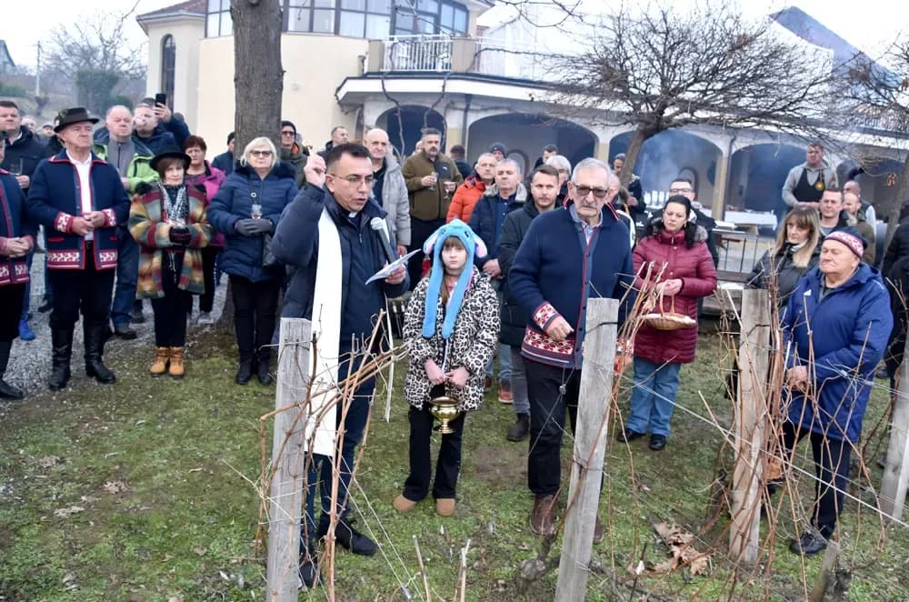 Obitelj Krauthaker okupila stotine uzvanika na početku vinogradarske godine