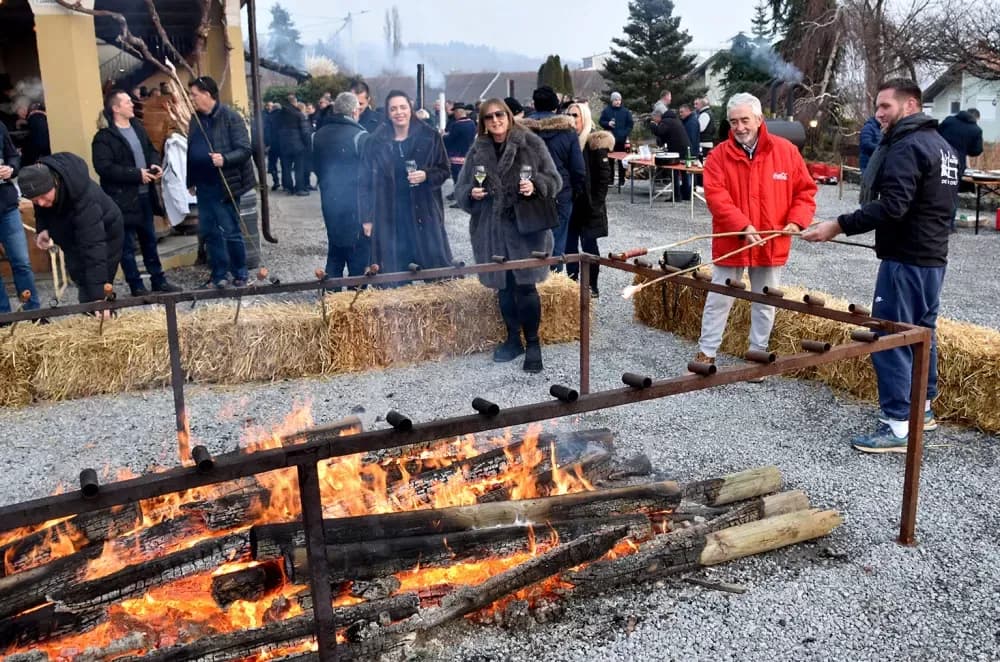 Obitelj Krauthaker okupila stotine uzvanika na početku vinogradarske godine