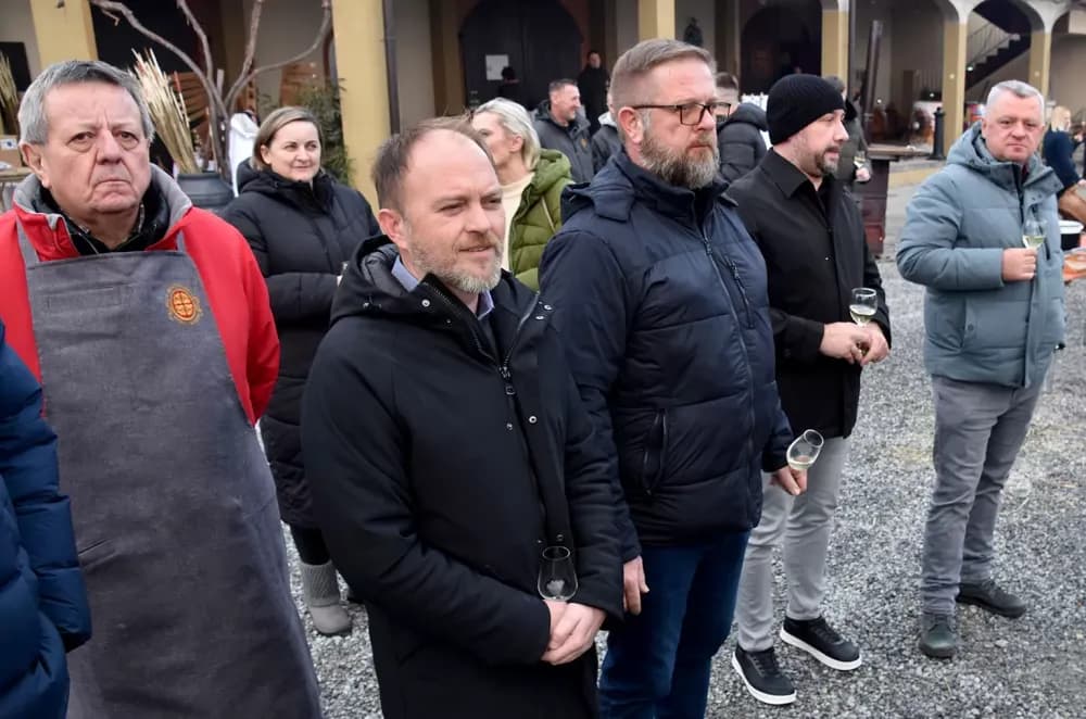 Obitelj Krauthaker okupila stotine uzvanika na početku vinogradarske godine