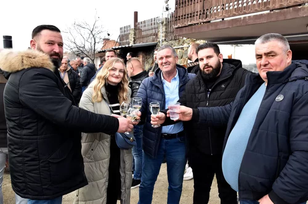 Nastavljena vinogradarska tradicija obitelji Mihalj na Vincelovo