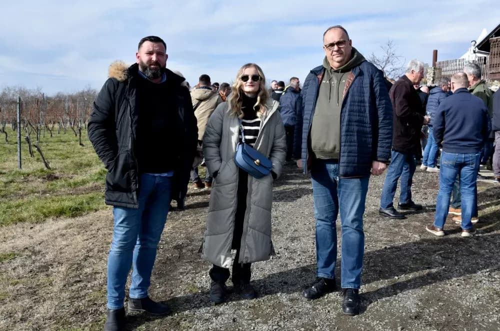 Nastavljena vinogradarska tradicija obitelji Mihalj na Vincelovo