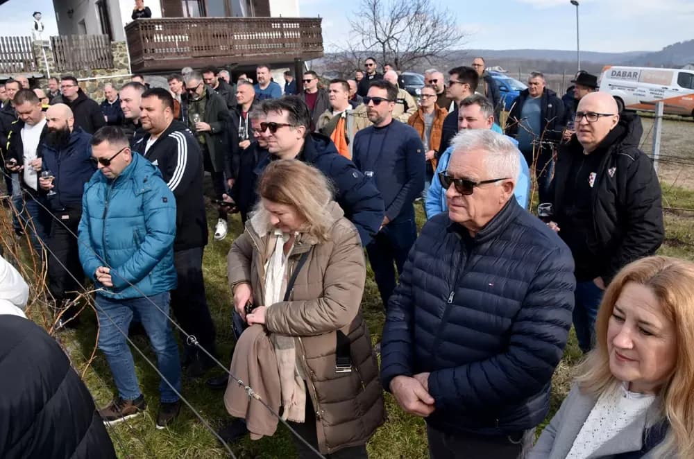 Nastavljena vinogradarska tradicija obitelji Mihalj na Vincelovo
