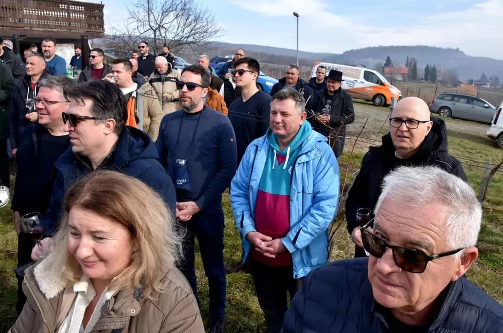 Nastavljena vinogradarska tradicija obitelji Mihalj na Vincelovo