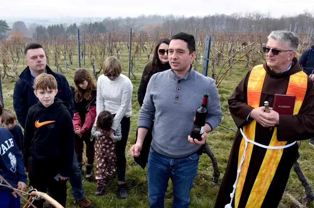 Nastavljena vinogradarska tradicija obitelji Mihalj na Vincelovo