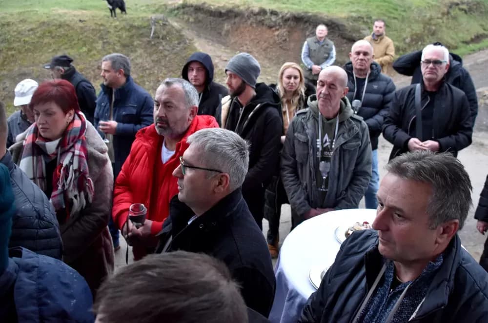 Škoro i Matići zazvali rodnu godinu u Mitrovcu