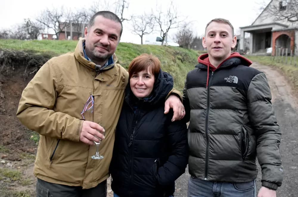 Škoro i Matići zazvali rodnu godinu u Mitrovcu