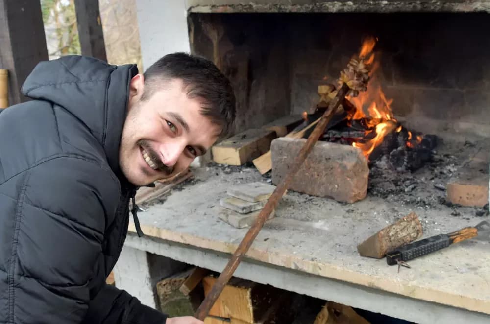 Od Požege do Zadra: Prijatelji se okupili kod Zorana Fumića na proslavi Vincelova