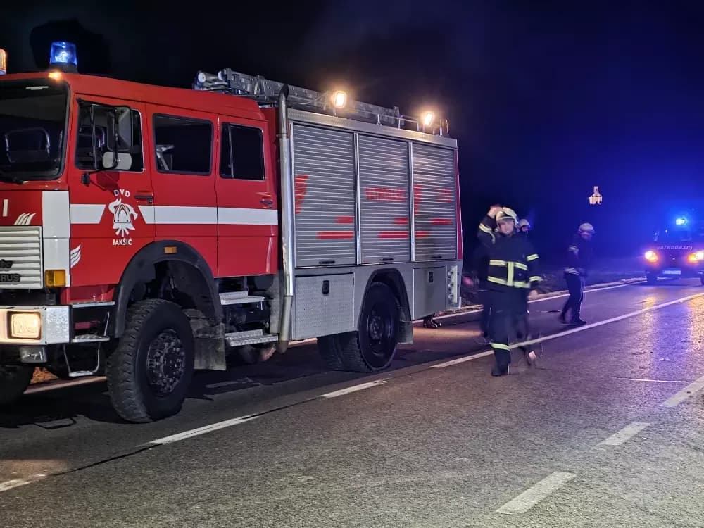 Prometna nesreća između Zakorenja i Brestovca, jedna osoba ozlijeđena