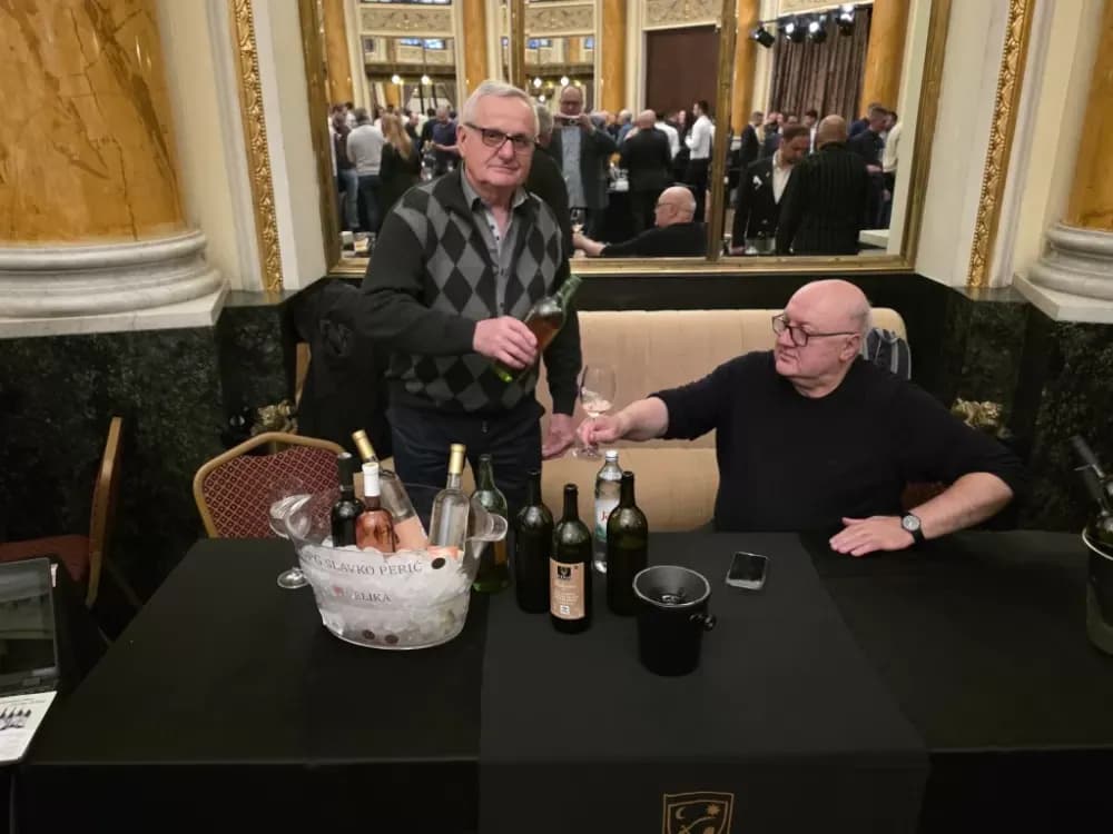 Vina Požeštine predstavljena na prestižnom En Primeur festivalu