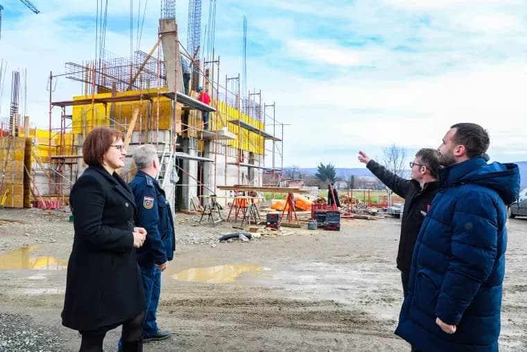 PLETERNICA GRADI I ULAŽE: Vatrogasno-edukativni centar i podrška dobrovoljnim vatrogasnim društvima