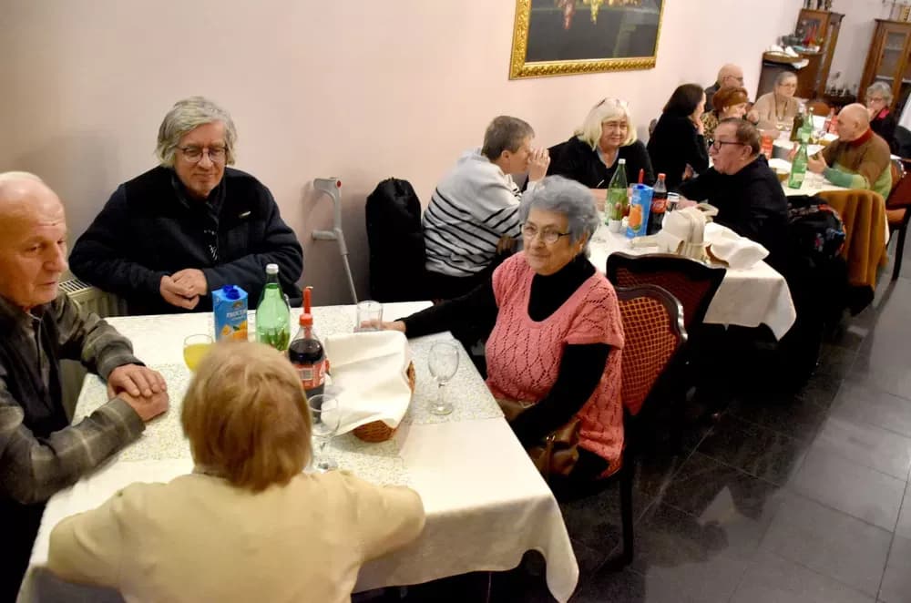 Poruka Svetosavske akademije u Požegi: „Sve da vam biva u ljubavi!“ (1 Kor 16, 14)