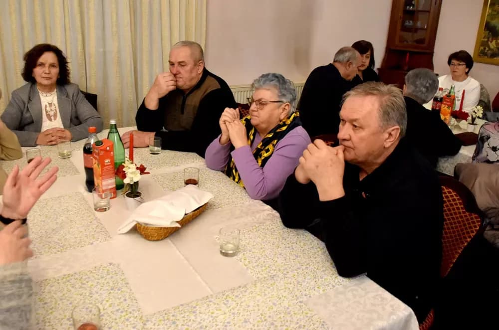 Poruka Svetosavske akademije u Požegi: „Sve da vam biva u ljubavi!“ (1 Kor 16, 14)