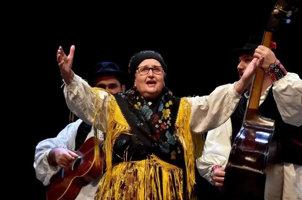 Slavonska ikavica i smijeh do suza napunili požeško kazalište