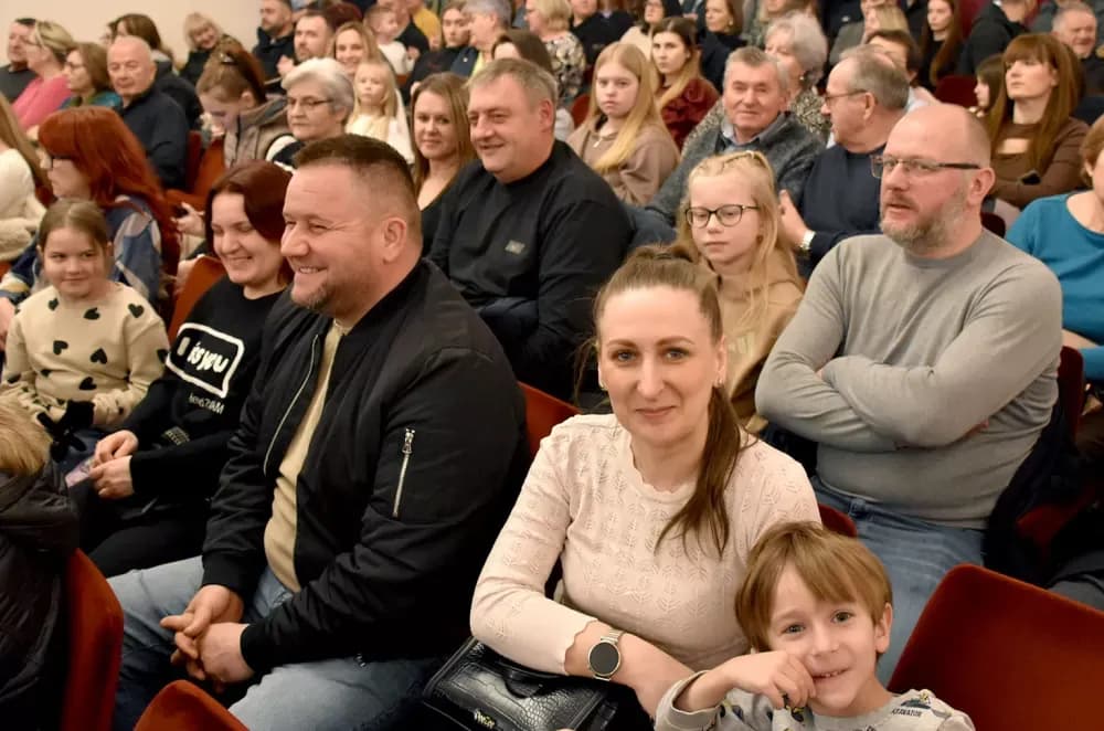 Slavonska ikavica i smijeh do suza napunili požeško kazalište
