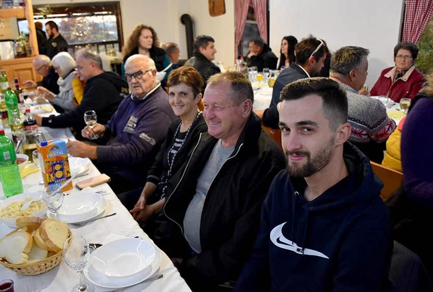 Počelo u Kutjevu a završilo na Velikom kamenu kod obitelji Hodak