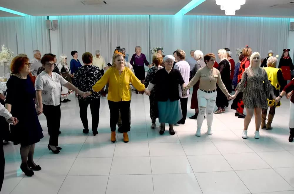 Marinjska zabava i maškare u Požegi: Rasplesana „Gloria“ ugostila brojne maske i slavljenike