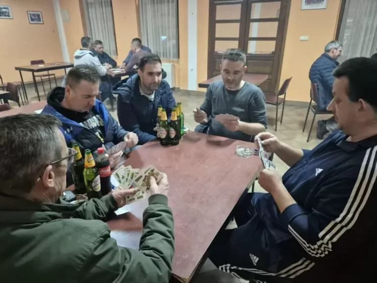 TRADICIONALNI TURNIR U BELI „ZDENKO VELETIĆ“: Pobjednička ekipa Miro i Robi, na drugom mjestu Silikoni