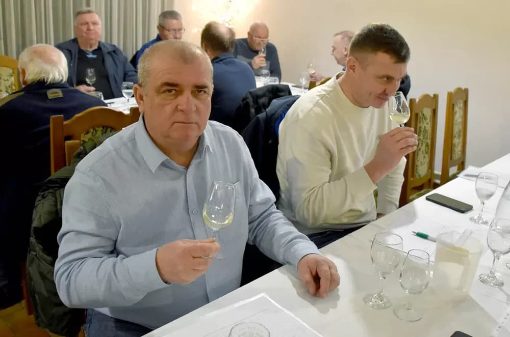 Mlada vina na testu: Uspješan početak 9. Zimske škole “Vino – Kap” u Kaptolu