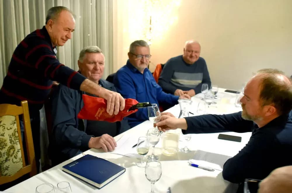 Mlada vina na testu: Uspješan početak 9. Zimske škole “Vino – Kap” u Kaptolu