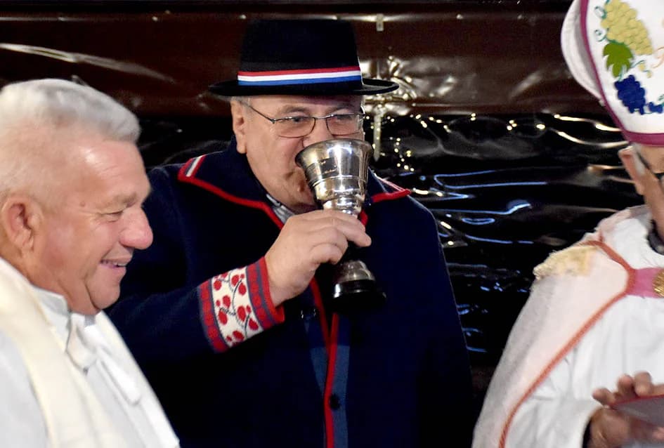 Počelo u Kutjevu a završilo na Velikom kamenu kod obitelji Hodak