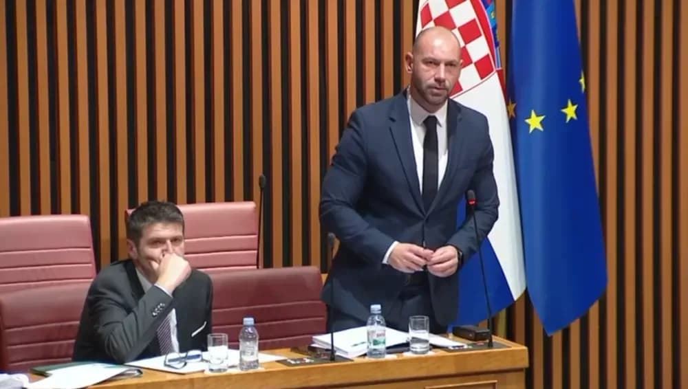 Glavićevo pitanje u sabornici rezultiralo obećanjem ministra o novim ulaganjima