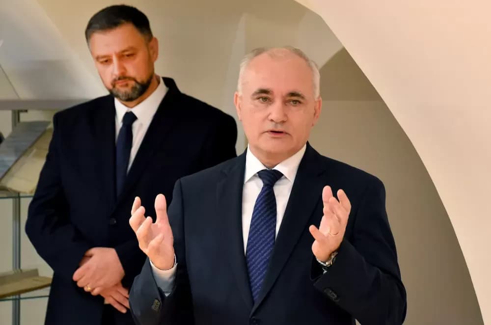 Požega u znaku prvog rektora: Otvoreni Dani Matice hrvatske uz izložbu o Matiji Mesiću
