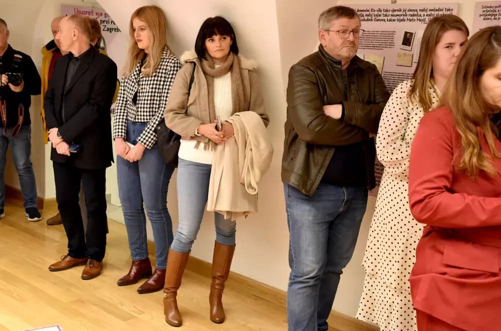 Požega u znaku prvog rektora: Otvoreni Dani Matice hrvatske uz izložbu o Matiji Mesiću