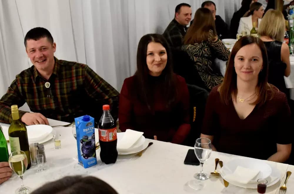 Ivan Štivić uz Paore raspjevao i rasplesao vetovačke lovce i njihove goste