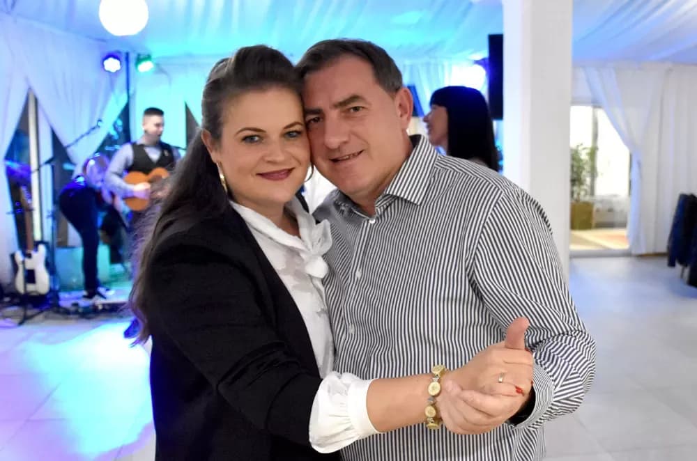 Ivan Štivić uz Paore raspjevao i rasplesao vetovačke lovce i njihove goste