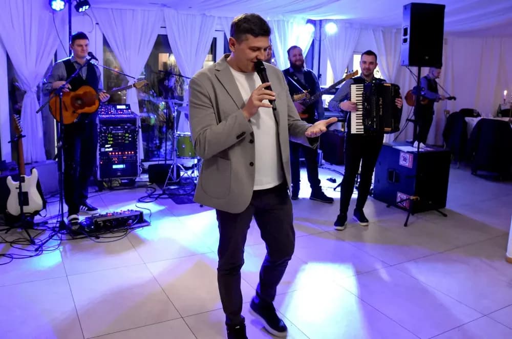 Ivan Štivić uz Paore raspjevao i rasplesao vetovačke lovce i njihove goste