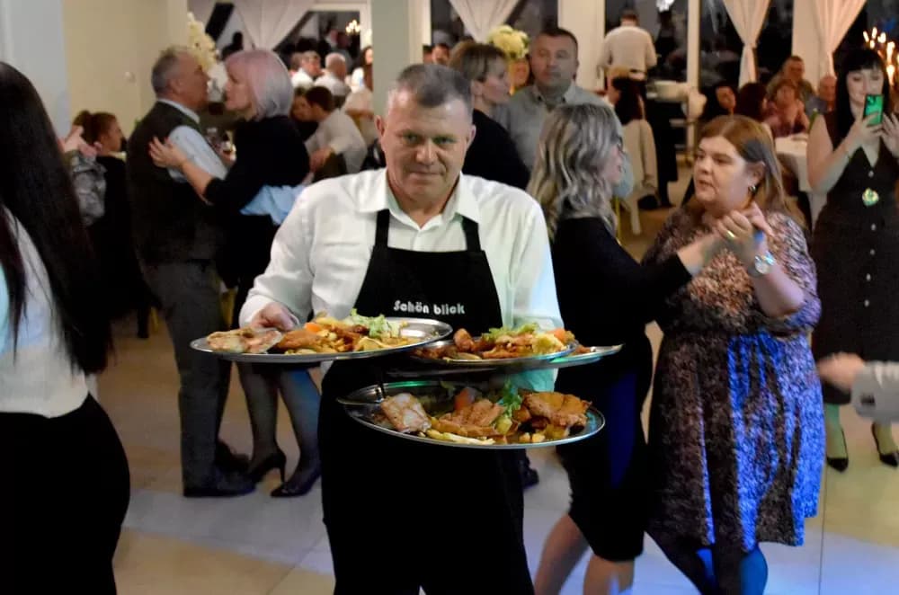 Ivan Štivić uz Paore raspjevao i rasplesao vetovačke lovce i njihove goste