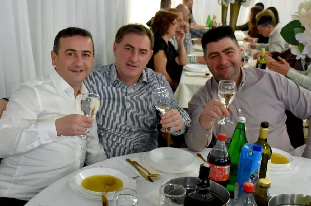 Ivan Štivić uz Paore raspjevao i rasplesao vetovačke lovce i njihove goste
