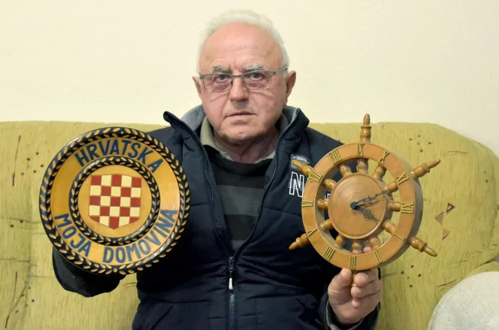 Požeški majstor kojem drvo i u devetom desetljeću „pjeva“ pod dlijetom