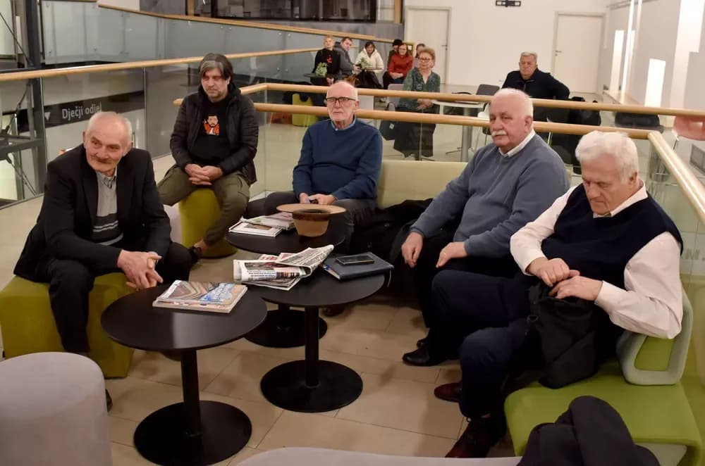 Predstavljena monografija o Zlatku Posavcu: Sveobuhvatan prikaz života „profesora estetike iz Kaptola“