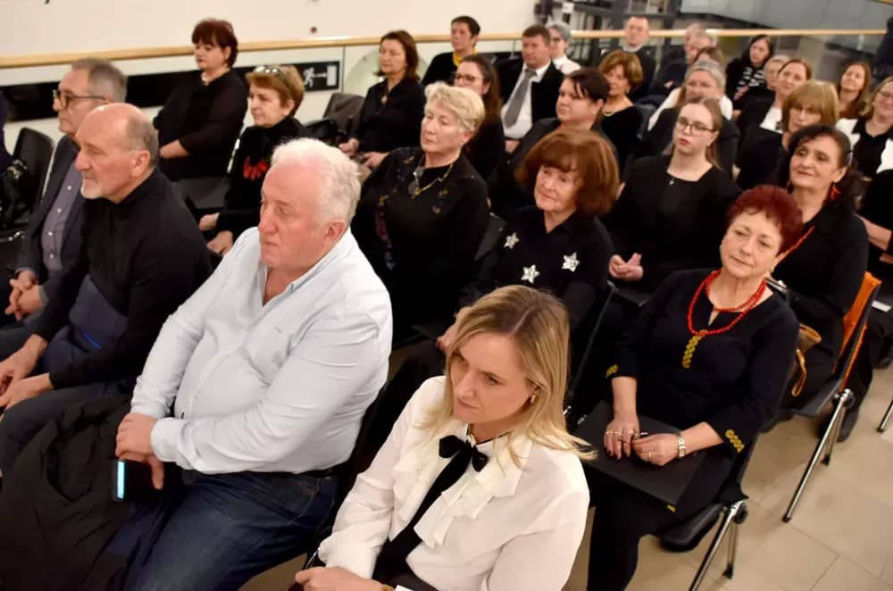 Predstavljena monografija o Zlatku Posavcu: Sveobuhvatan prikaz života „profesora estetike iz Kaptola“