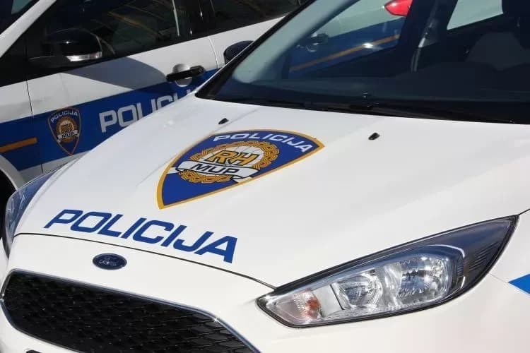 Teretnjak s tuđim tablicama: Protiv 48-godišnjaka kaznena prijava