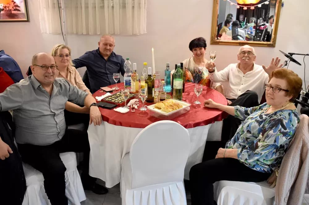 Valentinovo za pamćenje u Svečanoj dvorani Luki: Ples i slavljenička atmosfera