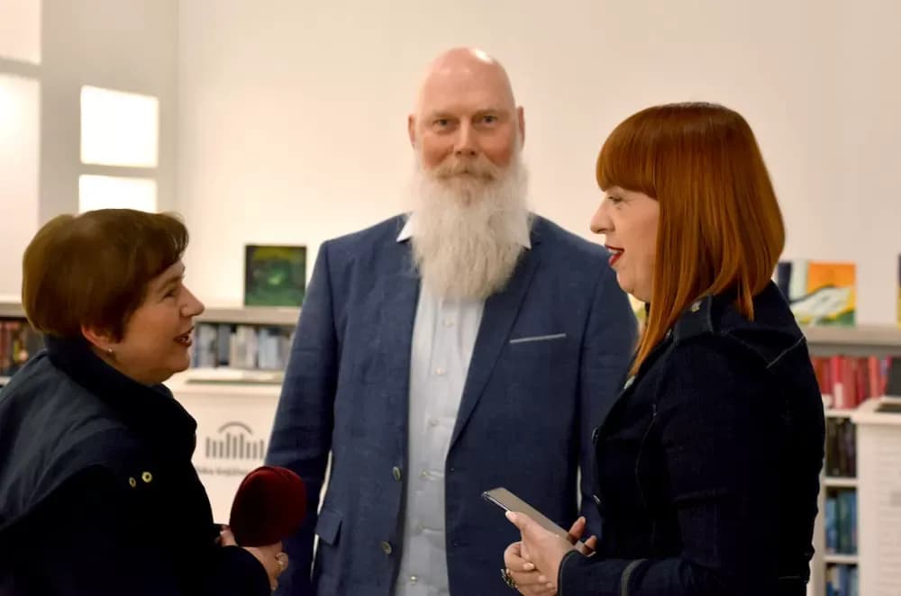 Izložba ilustracija “Svjetlost priča” na “Galeriji svjetlosti”: Dođi i pusti da te „svjetlo” vodi