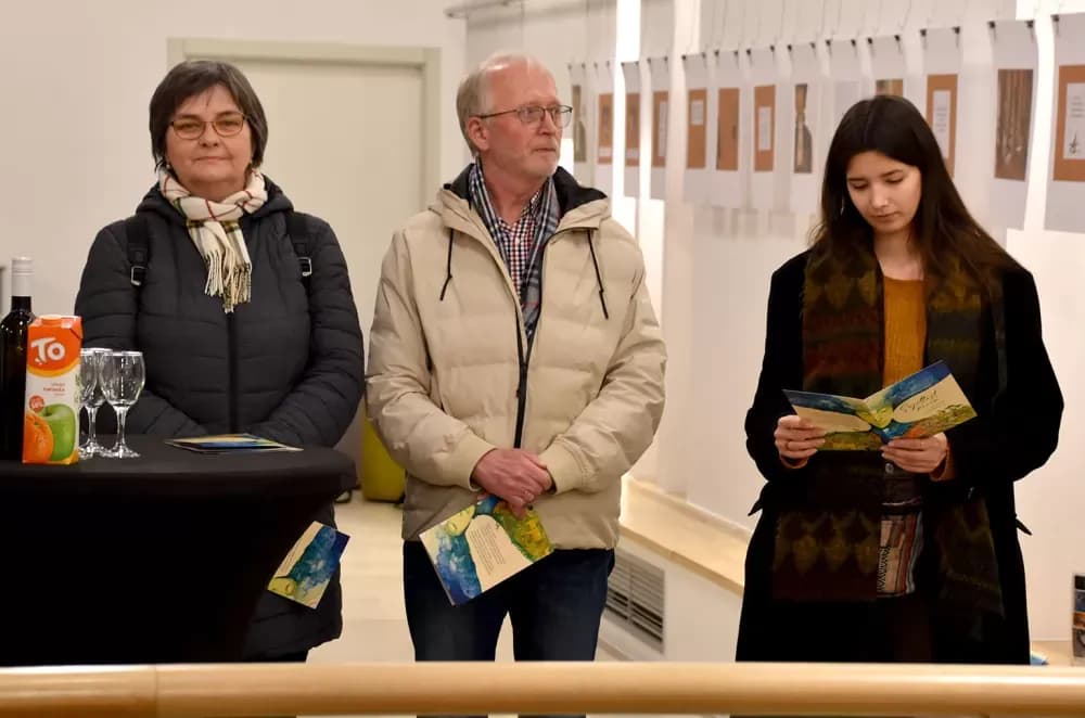 Izložba ilustracija “Svjetlost priča” na “Galeriji svjetlosti”: Dođi i pusti da te „svjetlo” vodi