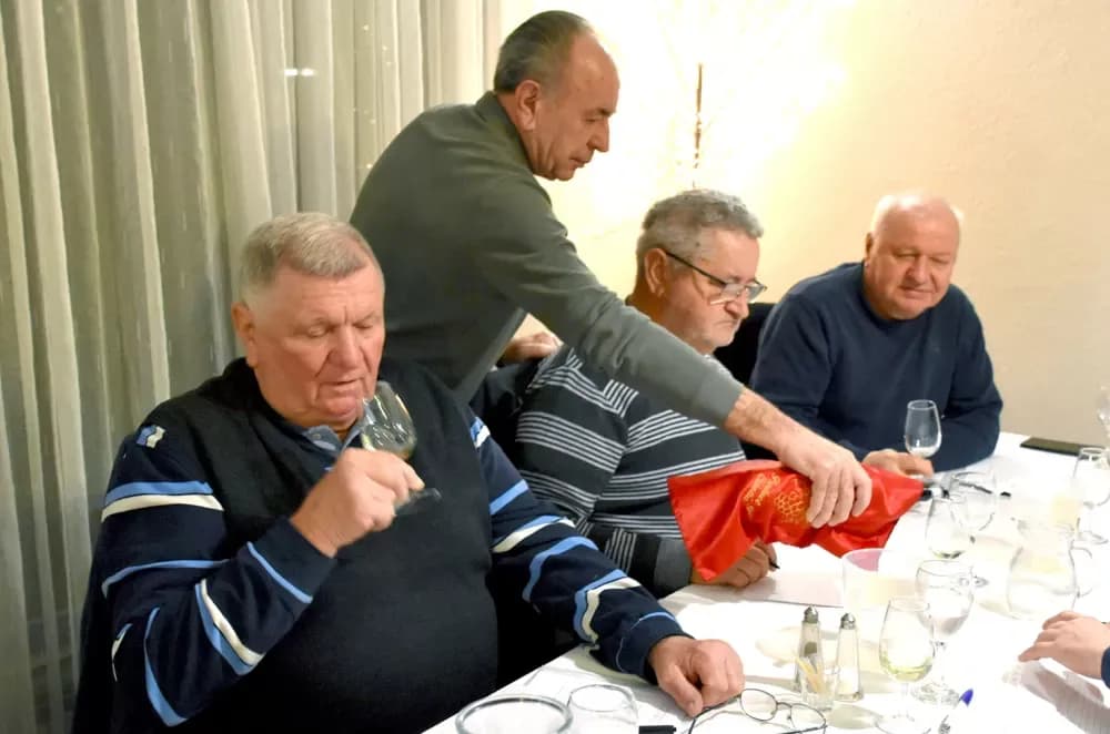 Vina udruge ʼVino-Kapʼ potvrdila visoku kvalitetu: Kaptolačke graševine spremne za zlato
