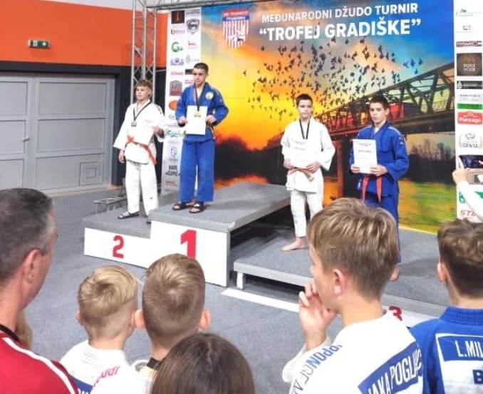 ČAGLINSKI JUDO KLUB “SLAVONAC“: Ema Blagojević i Ivano Bošnjak osvojili zlatne medalje u Gradiški