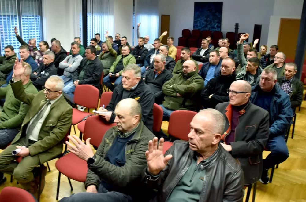 Lovci u korak s vremenom – predstavljena nova aplikacija Središnje lovne evidencije