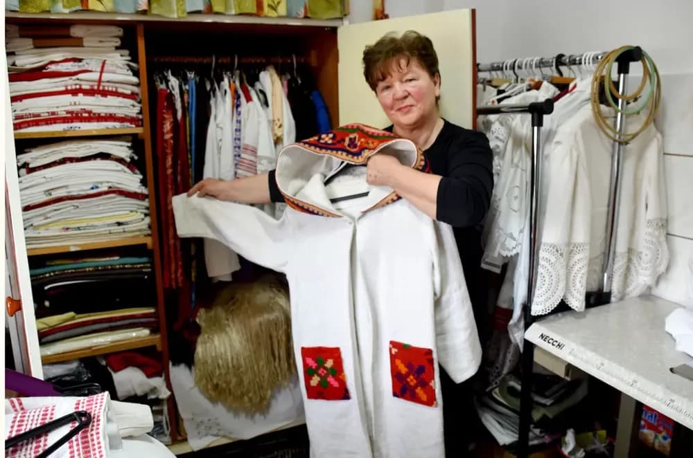 Umjetnost utkana u tradiciju: Etno kreacije Nade Grgić osvajaju modne piste i čuvaju baštinu