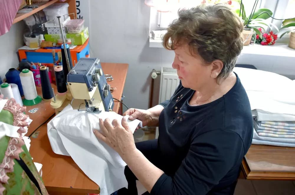 Umjetnost utkana u tradiciju: Etno kreacije Nade Grgić osvajaju modne piste i čuvaju baštinu