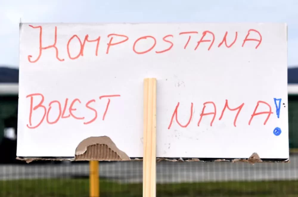 SMRAD JE U KUTJEVU PRELIO ČAŠU: Ogorčeni građani pred vratima bivšeg KTC-a traže hitno zatvaranje zagađivača!