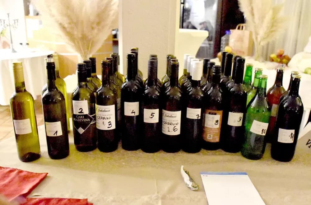 Vinska večer u Lukaču: Kaptolačka „Vino-Kap“ nastavlja podizati ljestvicu kvalitete