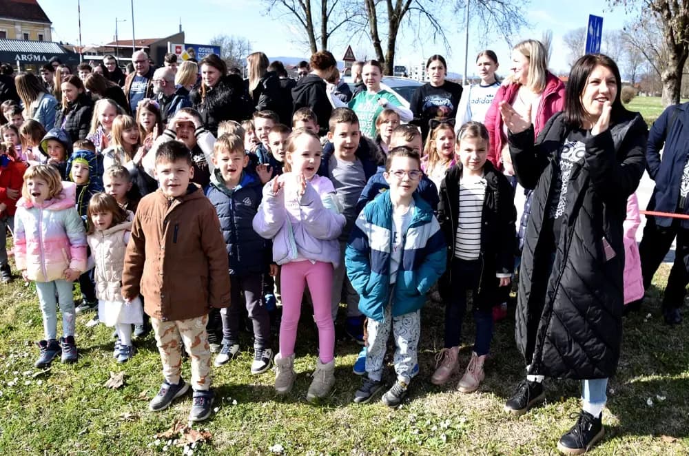 Vatrogasci, hitna, Crveni križ i HGSS na zajedničkoj vježbi u Požegi