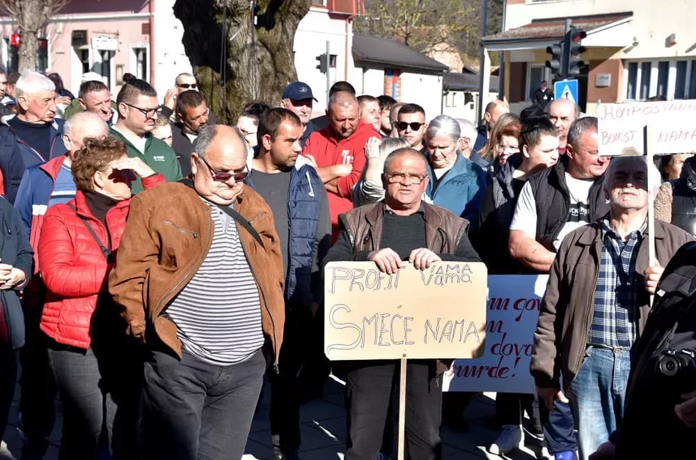 Kutjevčani uz svog gradonačelnika Budimira: ʼProblem idemo dalje rješavati pred Županiju i Ministarstvo”