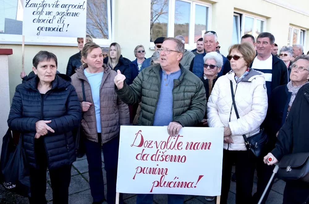 Kutjevčani uz svog gradonačelnika Budimira: ʼProblem idemo dalje rješavati pred Županiju i Ministarstvo”