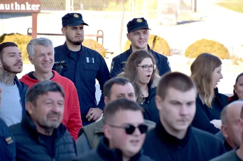 Kutjevčani uz svog gradonačelnika Budimira: ʼProblem idemo dalje rješavati pred Županiju i Ministarstvo”